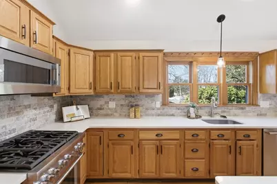 58 Kelleher St, Marlborough, MA 01752 - Photo 4