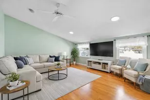 97 Hartwell Rd, Bedford, MA 01730 - Photo 4