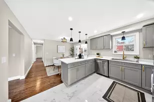 40 Duncan St, Fall River, MA 02721 - Photo 6