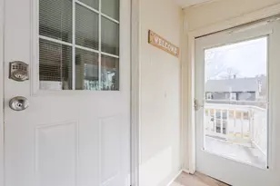 179 Lakeview Ave, Tyngsborough, MA 01879 - Photo 22