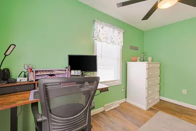 179 Lakeview Ave, Tyngsborough, MA 01879 - Photo 8