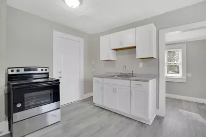 139 Bay St, Springfield, MA 01109 - Photo 18