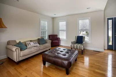 9 Apple Tree Ln, New Bedford, MA 02740 - Photo 6