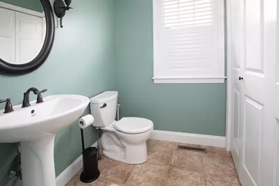 9 Apple Tree Ln, New Bedford, MA 02740 - Photo 16