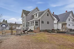 22 Elmwood St, Grafton, MA 01560 - Photo 32