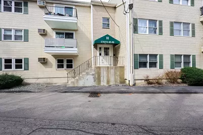 1261 Church St #85, New Bedford, MA 02745 - Photo 2