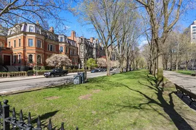 249 Commonwealth Ave, Boston, MA 02116 - Photo 8