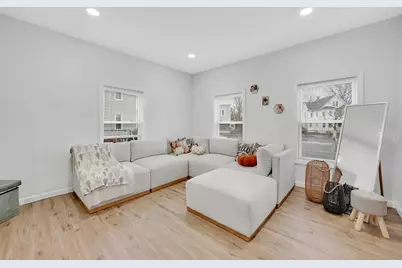 276 Dickinson St, Springfield, MA 01108 - Photo 6