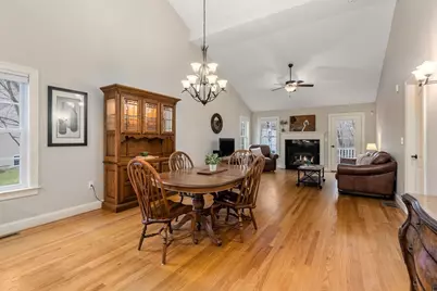 156 Canterbury Way #156, West Springfield, MA 01089 - Photo 10