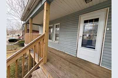 27 Sixth Ave, Quincy, MA 02169 - Photo 2