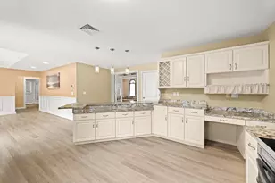 71 Tania Dr, Taunton, MA 02718 - Photo 10