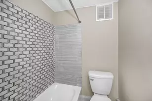 50 1/2 Common St, Lawrence, MA 01840 - Photo 14