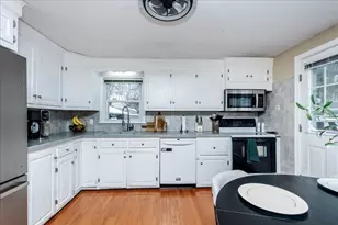 69 Springdale Ave, Dracut, MA 01826 - Photo 2