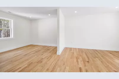 583 Fletcher Street, Northbridge, MA 01588 - Photo 26