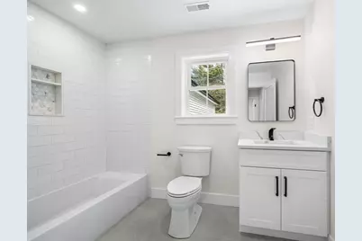 583 Fletcher Street, Northbridge, MA 01588 - Photo 28