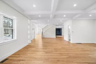 583 Fletcher St, Northbridge, MA 01588 - Photo 12