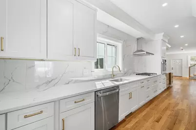 583 Fletcher Street, Northbridge, MA 01588 - Photo 4