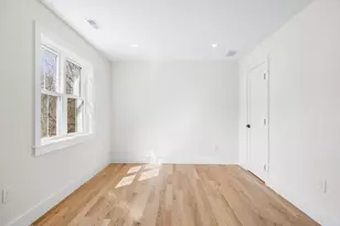 583 Fletcher St, Northbridge, MA 01588 - Photo 32