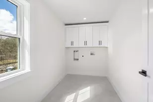 583 Fletcher St, Northbridge, MA 01588 - Photo 32