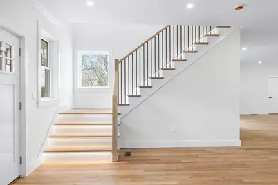 583 Fletcher Street, Northbridge, MA 01588 - Photo 20