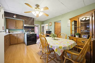 427 Crescent Avenue, Chelsea, MA 02150 - Photo 2