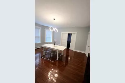 8 Pelham St, Worcester, MA 01609 - Photo 2