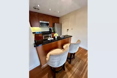 20 Whitman Rd #2-1, Waltham, MA 02453 - Photo 6