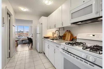 44 Washington St #915, Brookline, MA 02445 - Photo 10