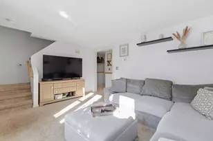 37 Cross St, Franklin, MA 02038 - Photo 6