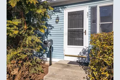 37 Cross Street #37, Franklin, MA 02038 - Photo 4