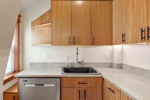 12 Hampden St, Gloucester, MA 01930 - Photo 8