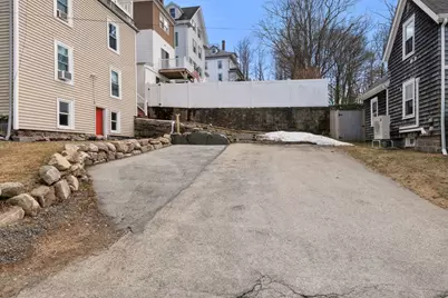 12 Hampden St #12, Gloucester, MA 01930 - Photo 2