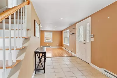 5 Hollis St, Saugus, MA 01960 - Photo 10