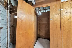 11 Park Dr, Boston, MA 02215 - Photo 40