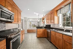 7 Primmett Ln, Worcester, MA 01609 - Photo 4