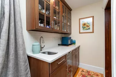 27 Richwood St, Boston, MA 02132 - Photo 10