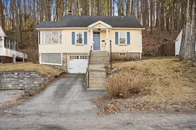 38 Glendale St, Worcester, MA 01602 - Photo 1