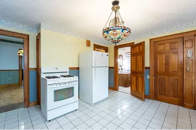 30 Grace St, Lowell, MA 01851 - Photo 6