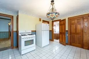 30 Grace St, Lowell, MA 01851 - Photo 6