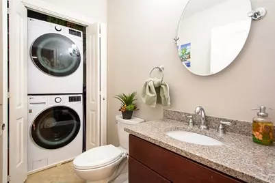 990 Vfw Pkwy #204, Boston, MA 02132 - Photo 14