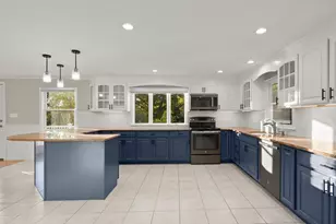 767 Walnut St, Lynnfield, MA 01940 - Photo 4