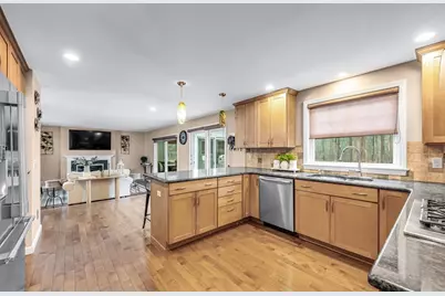141 Tanglewood Drive, East Longmeadow, MA 01028 - Photo 8