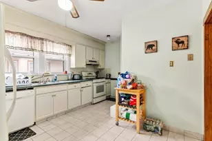 28-30 Quincy St, Medford, MA 02155 - Photo 18