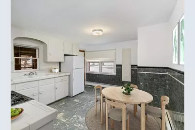 234 Foster St, Lowell, MA 01851 - Photo 6