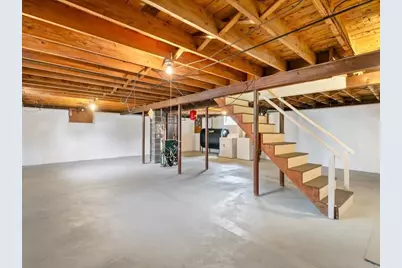 234 Foster St, Lowell, MA 01851 - Photo 24