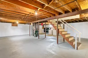 234 Foster St, Lowell, MA 01851 - Photo 24