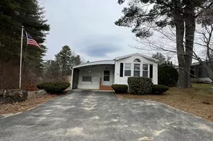 56 Park Ave, Sturbridge, MA 01566 - Photo 2