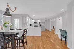 24 Evergreen Ln, Sturbridge, MA 01518 - Photo 10