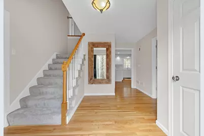 24 Evergreen Ln, Sturbridge, MA 01518 - Photo 2