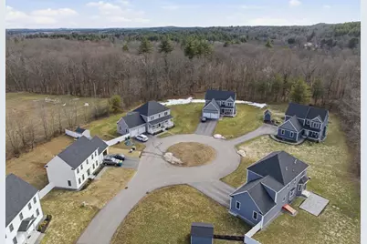 9 Wilson Rd #11A, Berlin, MA 01503 - Photo 2